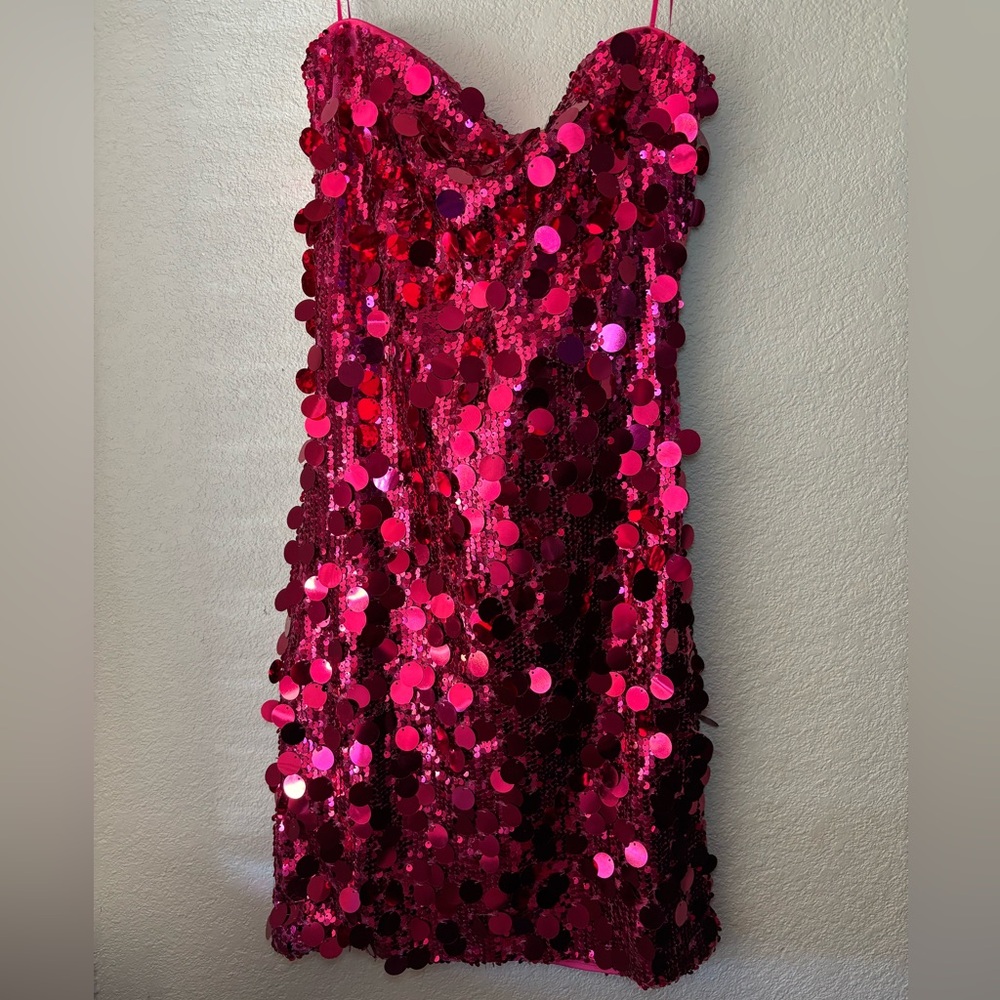 Windsor Y2K Style Vibrant Pink Sequin Strapless Mini Dress New! - Picture 2 of 16